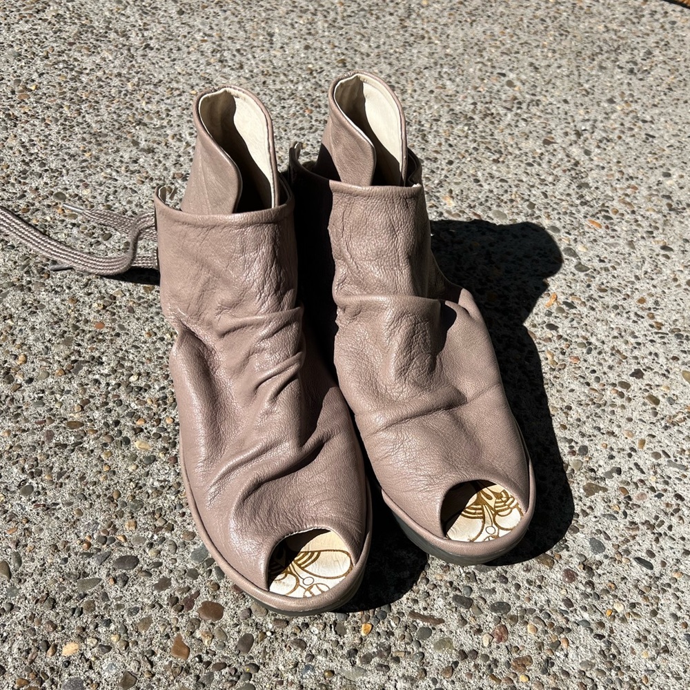 Fly London Shoes with Tie Back Detail